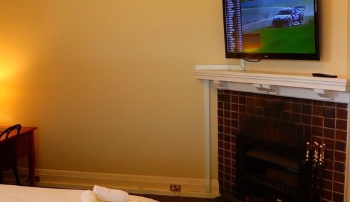 Habitación triple superior, baño compartido