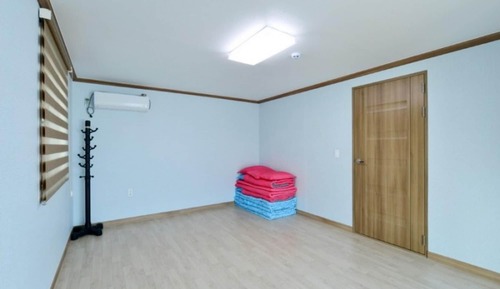 Room (Outbuildings (B Unshared House))