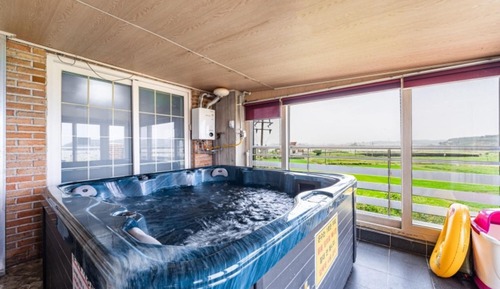 Room (Room 302 (Jet Spa / Dogs allowed))