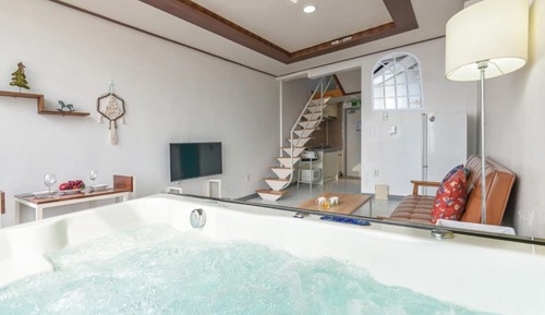 Room (A201 (Ocean View Spa Duplex Netflix F)