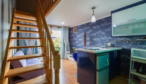 Room (Blue (duplex couple room))