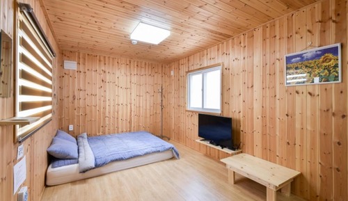 Room (Room 2 (Unshared House))