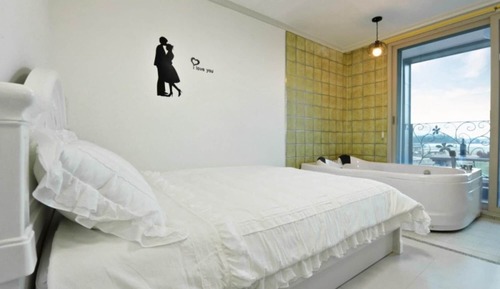 Room (Lemon balm (bed room spa))