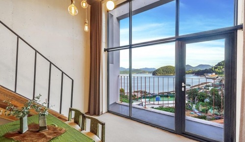 Room (Building C-Room 202 (Duplex))