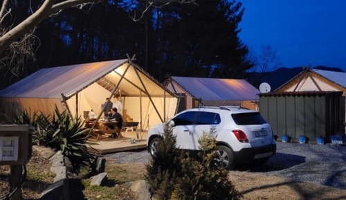 Room (Hermes 4 buildings)