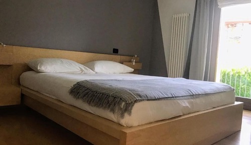 Apartamento, 1 habitación, balcón, vistas al jardín