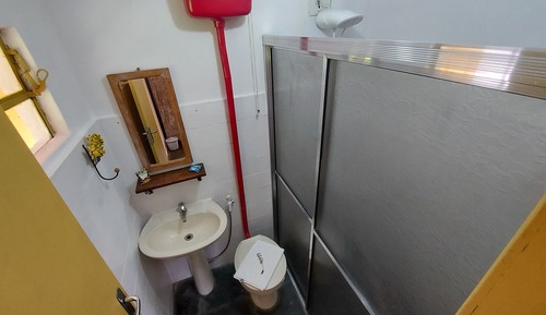 Habitación cuádruple económica