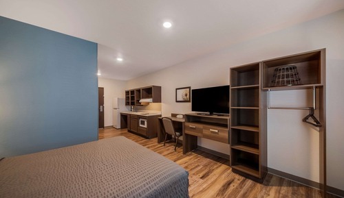 Habitación, 1 cama de matrimonio, accesible para personas con discapacidad (Roll-In Shower)