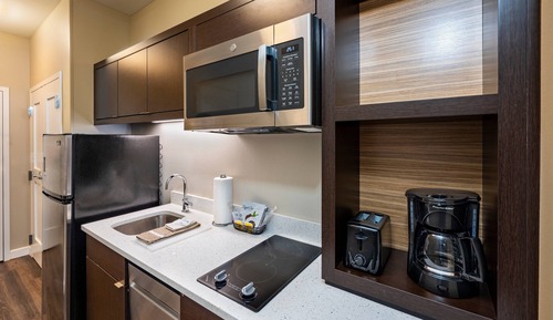 Estudio, 1 cama de matrimonio grande con sofá cama