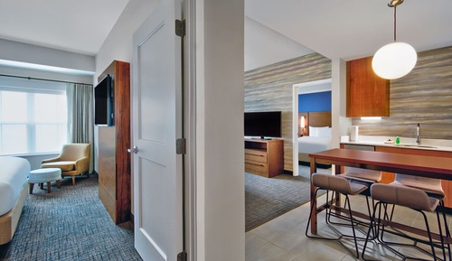 Suite, 2 habitaciones (Mobility/Hearing Accessible, Tub)