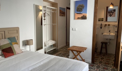 Habitación Confort doble, baño privado (Nuez Moscada)