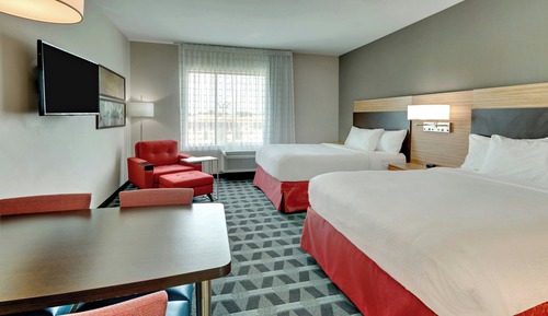 Estudio, varias camas