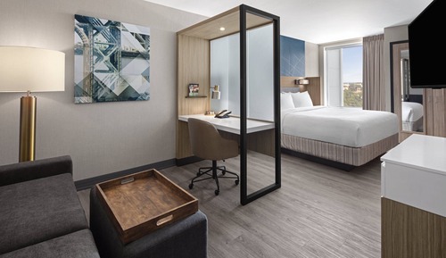 Suite estudio, 1 cama de matrimonio grande (Hearing Accessible)