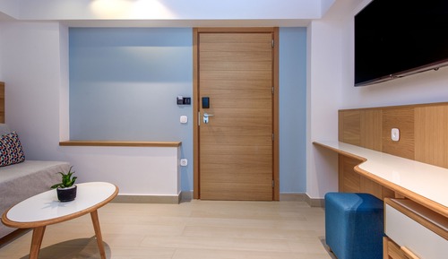 Superior Exclusive Pool or Sea View with Jacuzzi, Adults Friendly