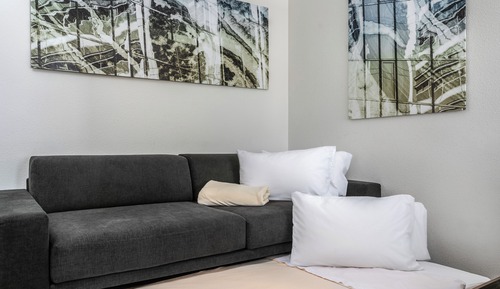 Estudio, 1 cama de matrimonio grande con sofá cama, vistas al río