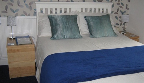 Habitación doble, baño privado