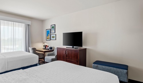 Habitación, 2 camas de matrimonio, accesible para personas con discapacidad (Hearing)