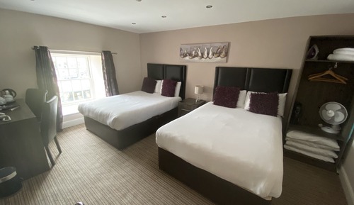 Suite, baño privado