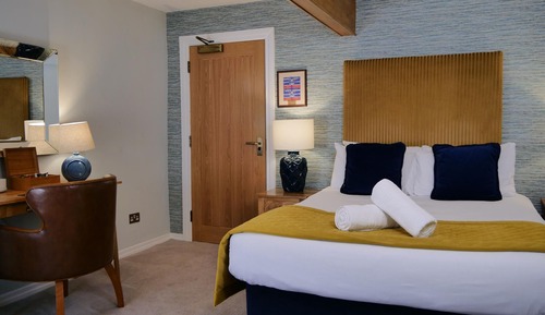 Courtyard Classic Double