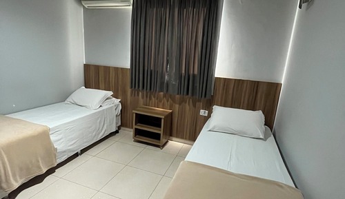 Quarto Executivo Duplo/ 2 camas solteiro 