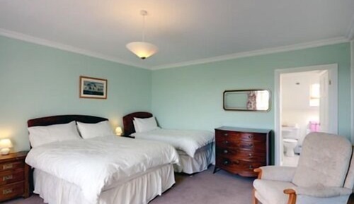 Suite, baño privado