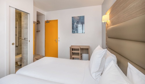 Habitación con 2 camas individuales