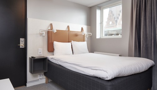 Habitación doble, 1 cama doble, no fumadores, baño privado