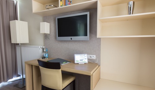 Estudio Deluxe (Double Use)