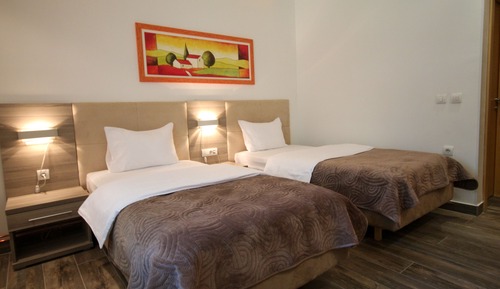 Habitación con 2 camas individuales