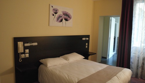 Habitación estándar con 1 cama doble o 2 individuales