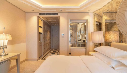 Habitación Deluxe, 1 cama de matrimonio grande, vistas parciales al mar