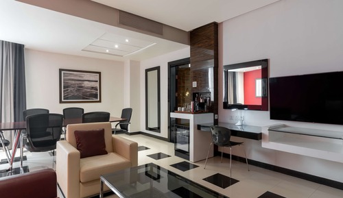 Suite familiar