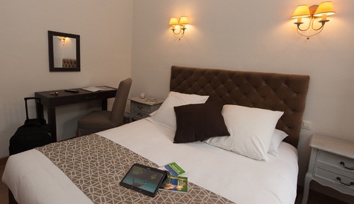 Suite Confort, 1 cama de matrimonio con sofá cama