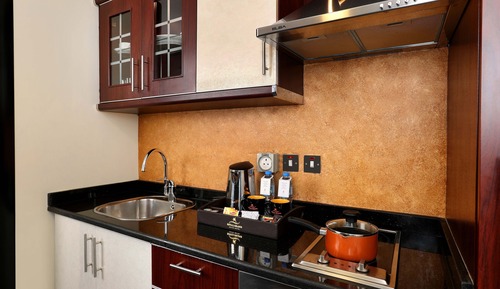 Estudio Club, vistas a la ciudad