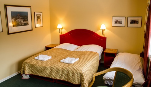 Habitación triple estándar, 3 camas individuales, accesible para personas con discapacidad