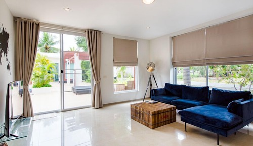 Premium Two Bedrooms Pool Suite with Roof terrace