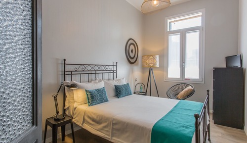 Deluxe Double Room, 1 Queen Bed, Shared Bathroom