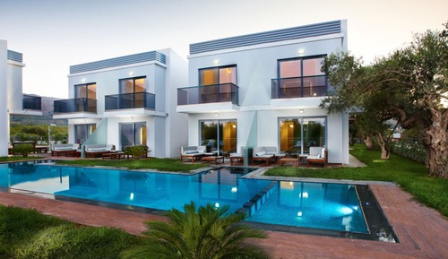 Villa with Sharing Pool