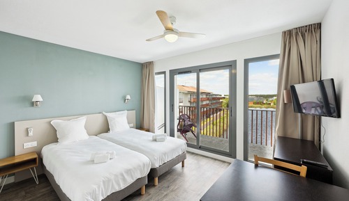 Estudio Confort, 2 camas individuales, vistas al lago