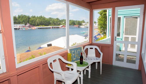 Two Bedroom Cottage - One Double + Two Twins