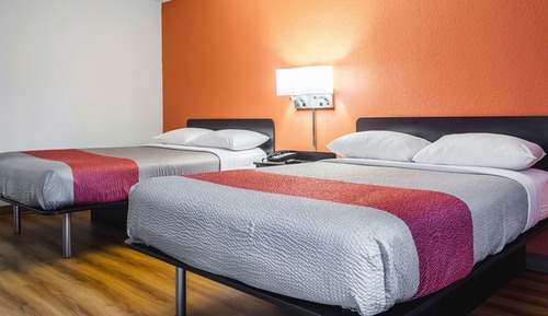 Habitación estándar, 2 camas dobles, no fumadores