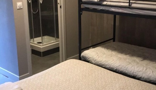 Habitación cuádruple estándar