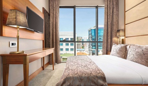 Habitación estándar, 1 cama doble, no fumadores, vistas a la ciudad