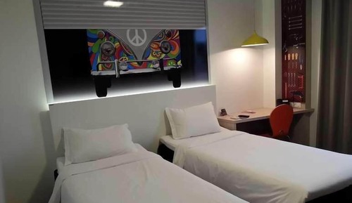 Habitación estándar con 2 camas individuales