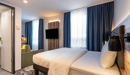 Habitación familiar, 1 cama doble con sofá cama (Modern)