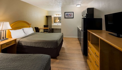 Habitación, 2 camas dobles, no fumadores (Efficiency)