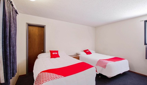 Habitación, varias camas