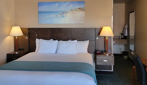 Deluxe King Room - Visually and Hearing Impaired Accessibility