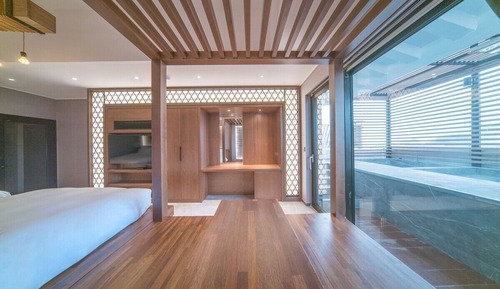 [Complimentary 2 glasses of Champagne + Caprese] Suite Terrace B