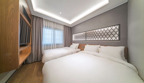 [Breakfast for 2][2 glasses of Champagne+Caprese] Spa Suite Twin